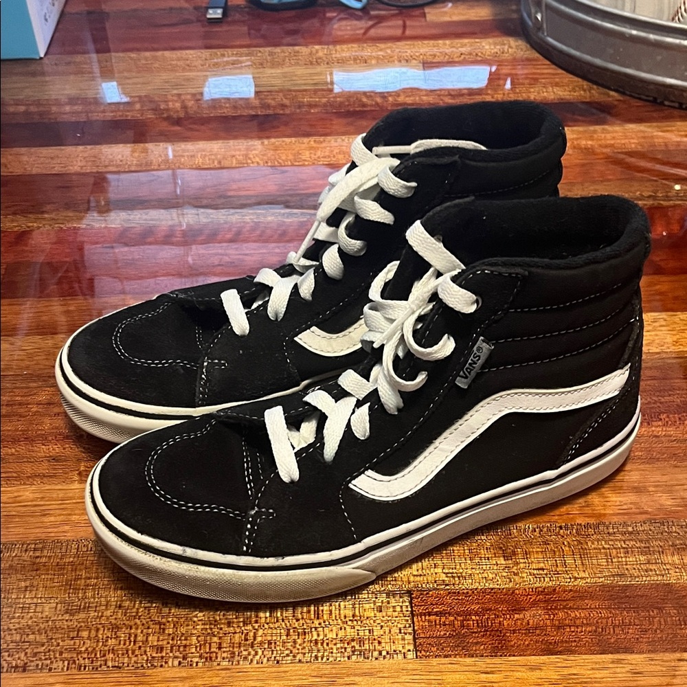 Vans Classic Black and White High-Tops youth size 4.5
